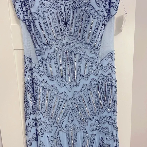 Adrianna Papell Sleeveless
Beaded Mermaid Gown In Blue size 8 - Picture 5 of 15